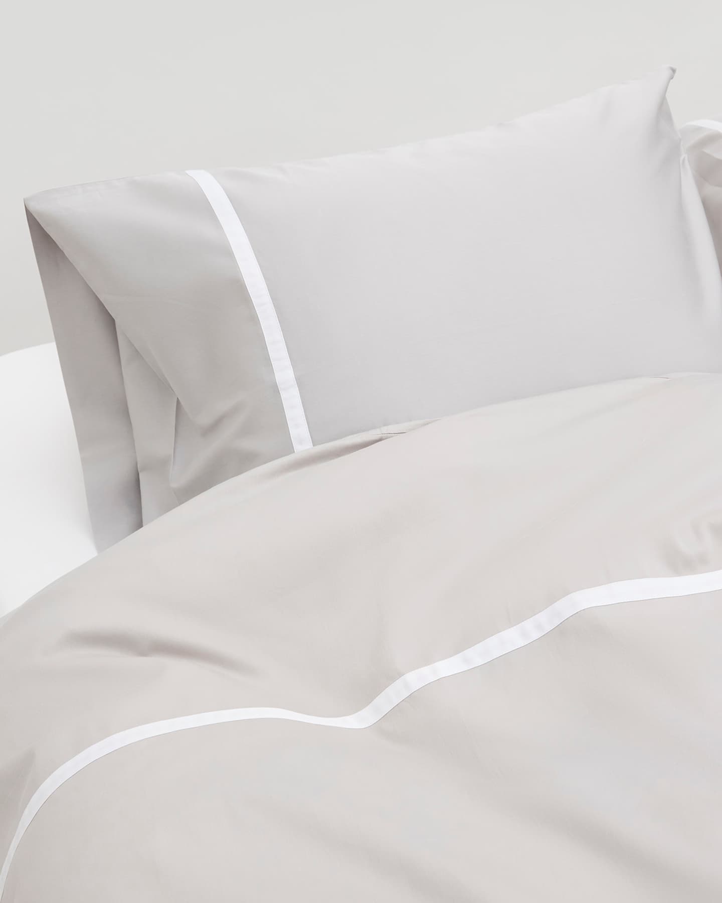 Kissenbezug Gatt - Concrete Grey in der Gruppe Bettwäsche / Kissenbezüge bei A L V A (1049)