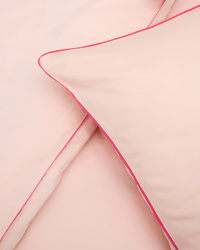 Kissenbezug Strimma - Cherry Blossom Pink Kissenbezug Strimma - Cherry Blossom Pink