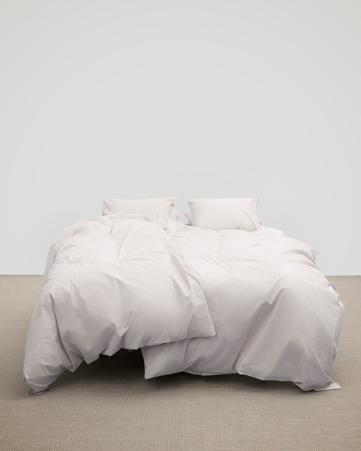 Bettwäscheset Nejd Perkal - Pearl Grey in der Gruppe Bettwäsche / Bettwäschesets bei A L V A (1144)