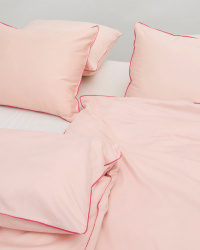 Bettwäscheset Strimma - Cherry Blossom Pink Bettwäscheset Strimma - Cherry Blossom Pink