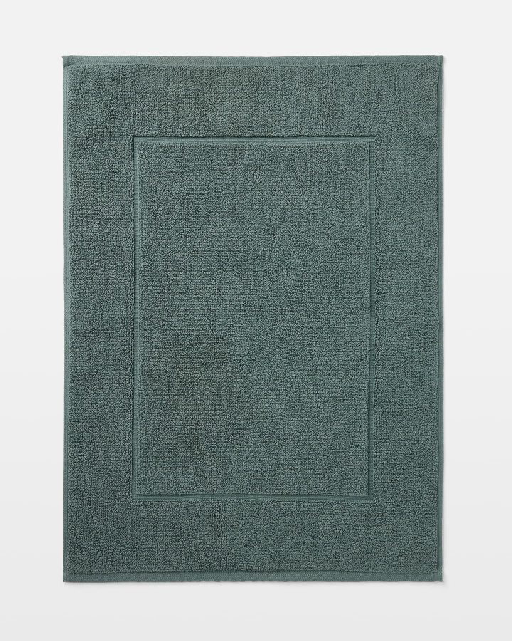 Badematte Essens - Washed Bottle Green in der Gruppe Badtextilien / Badematten bei A L V A (1206)